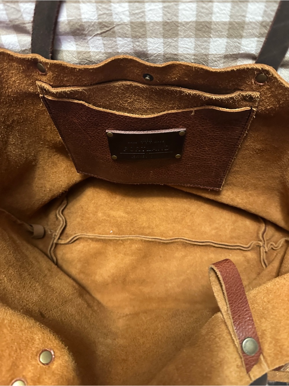 Portland Leather Brown Leather oversized Tote with Dark Brown Handles - Picture 4 of 5